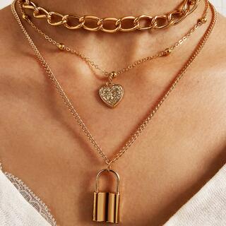 Многослойное ожерелье с сердечком и замком
