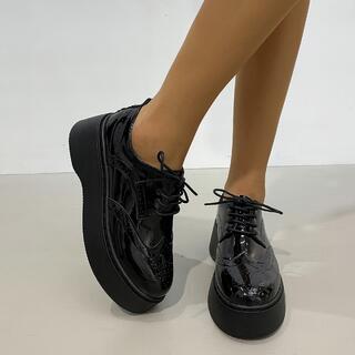 Туфли на шнурках